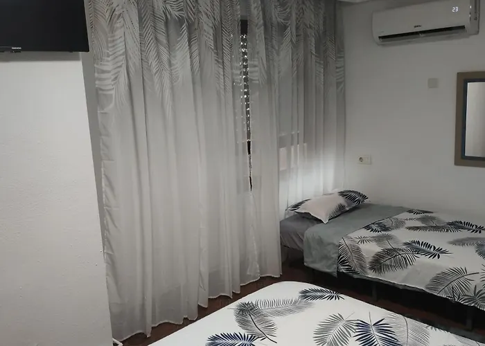 Big Penthouse Atico * تورّيفيِخا